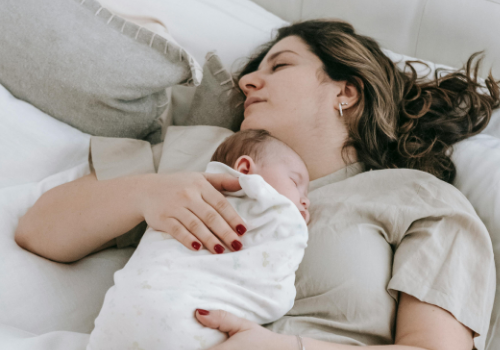 Postnatal depression baby blues mum and newborn